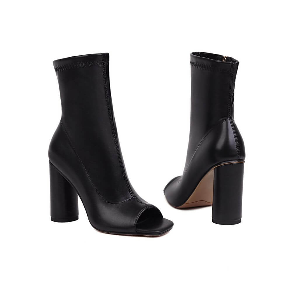 Stivaletti neri con tacco a blocco e punta aperta