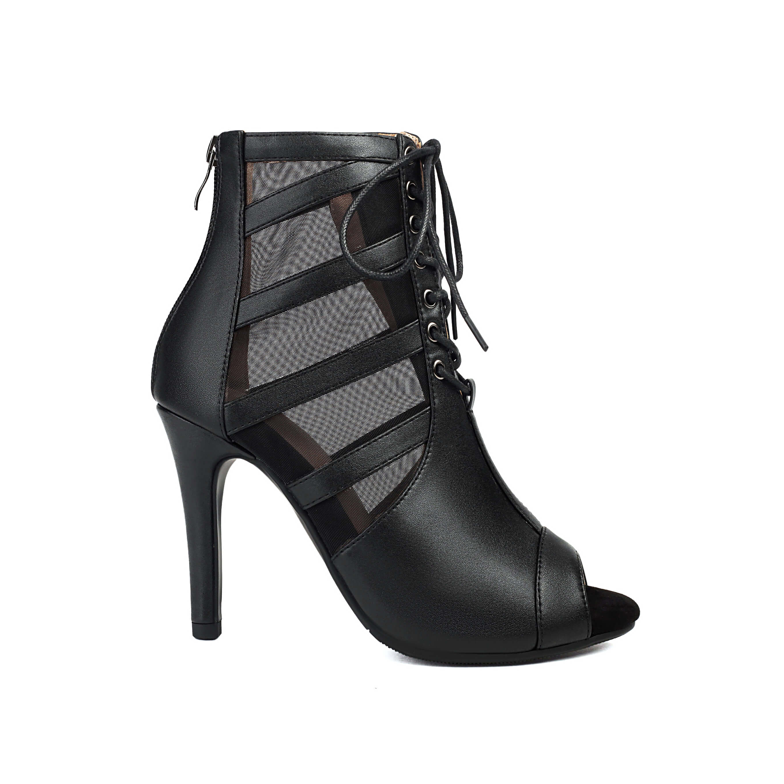 Bottines noires à lacets croisés