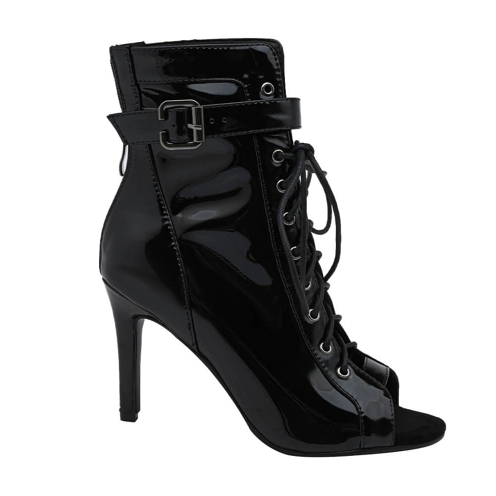 Scarpe da ballo in pelle nera con lacci