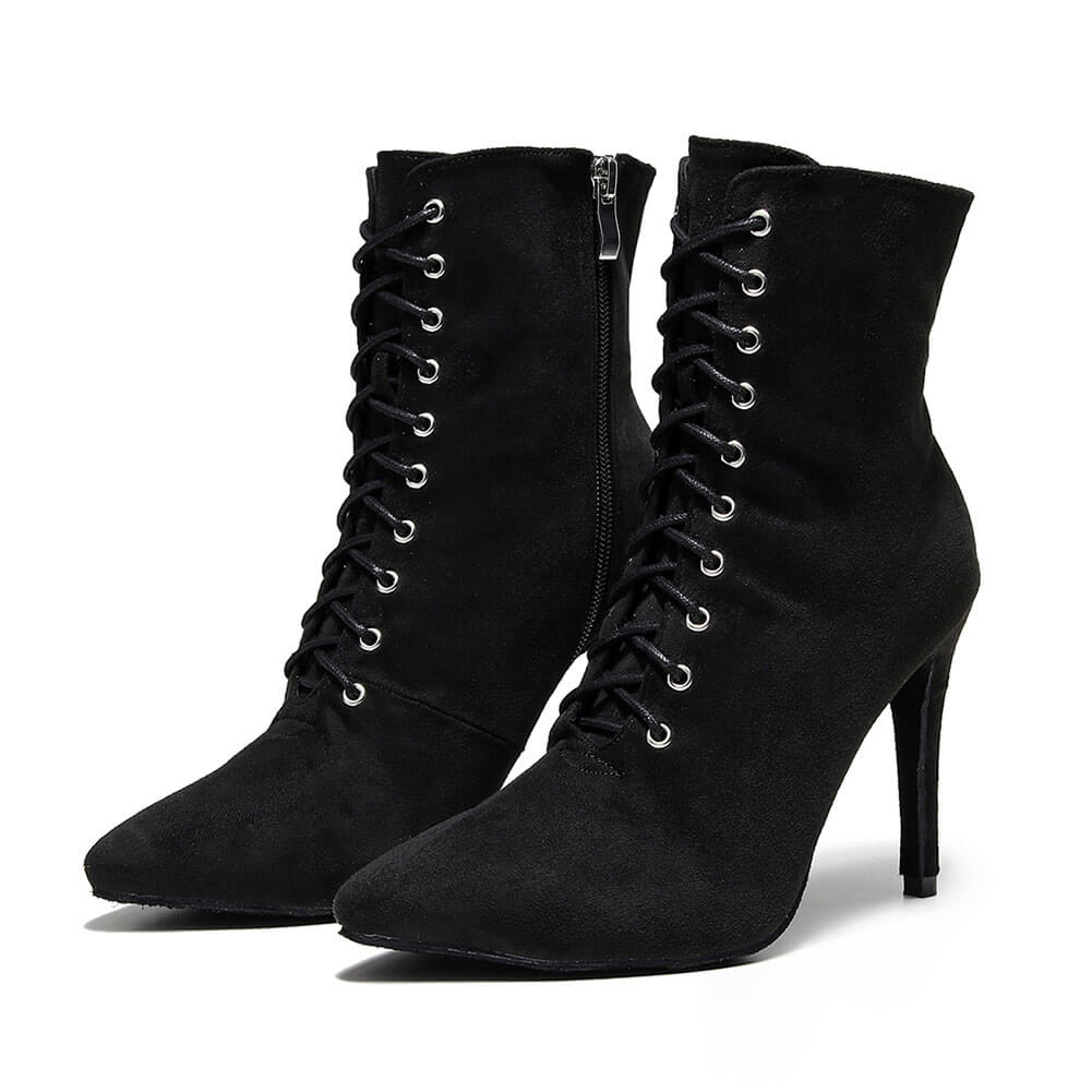 Stivali da ballo neri con lacci e punta chiusa