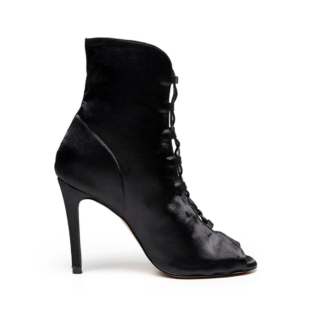 Stivaletti da ballo stringati da donna neri