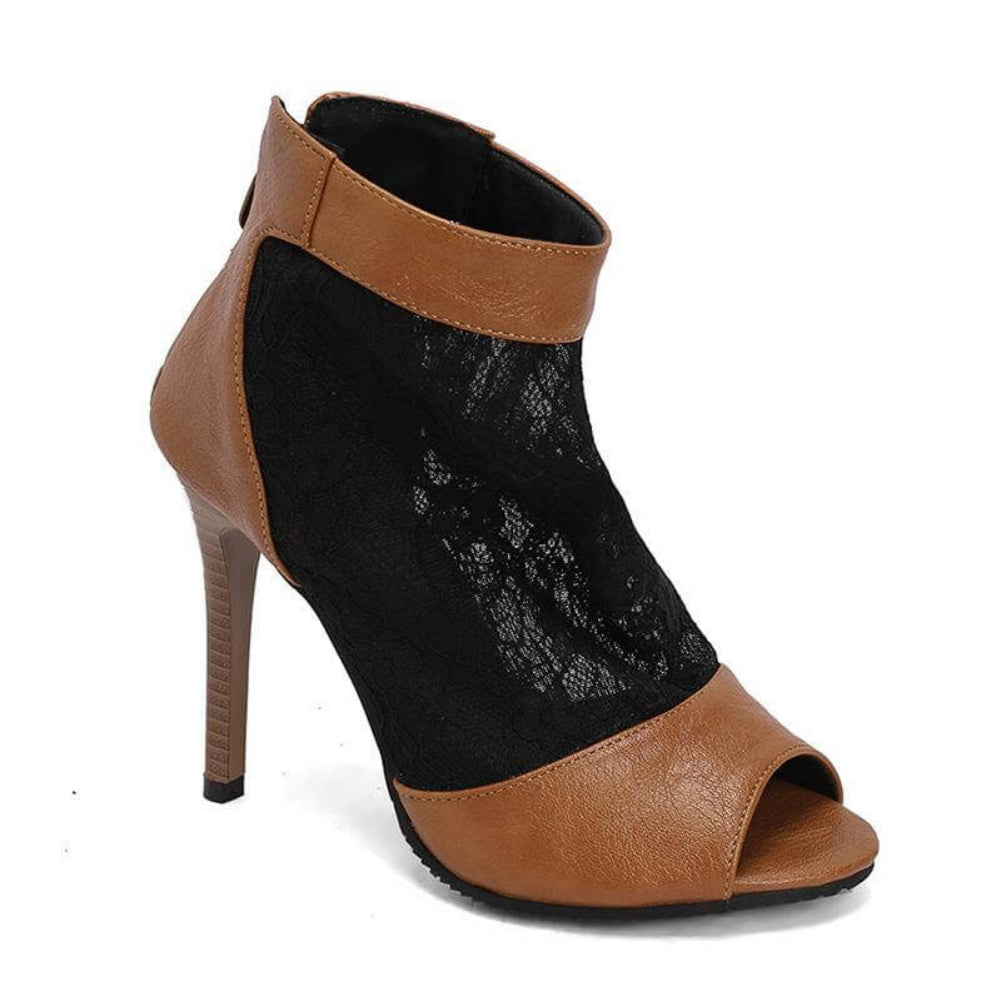 Stivali stiletto in pelle con pannelli in pizzo