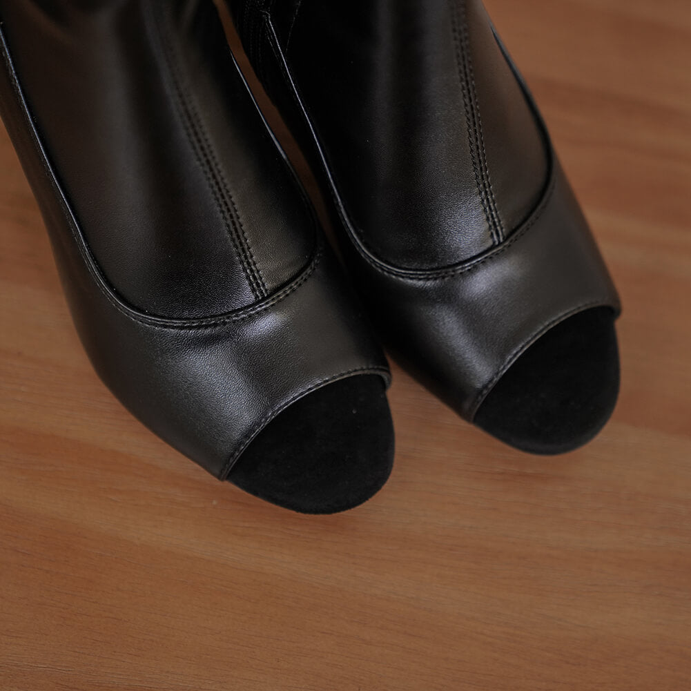 Stivali sopra il ginocchio neri opachi con punta aperta