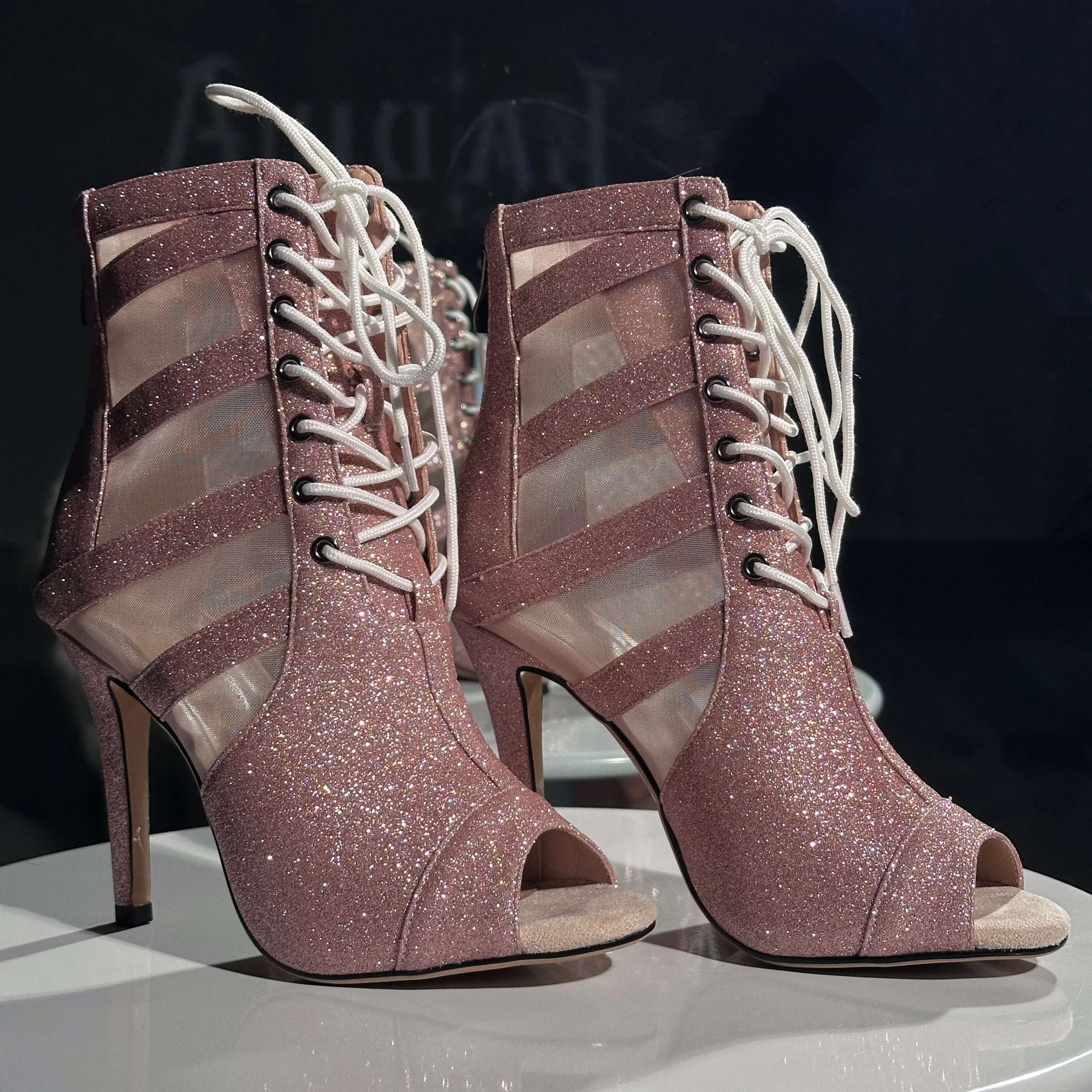 Pink Glitter Openwork High-Heeled Dance Shoes